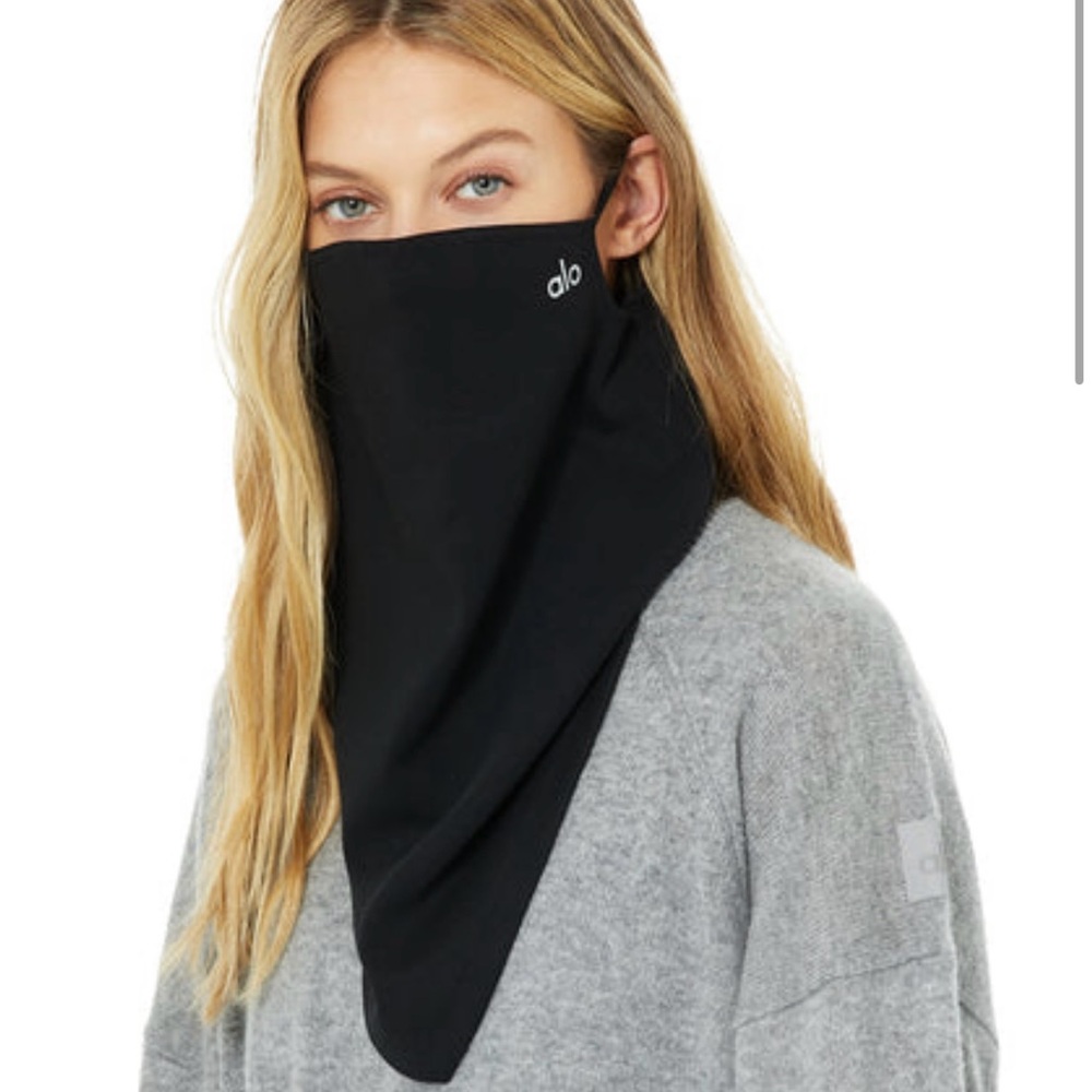 ALO Black City Scarf